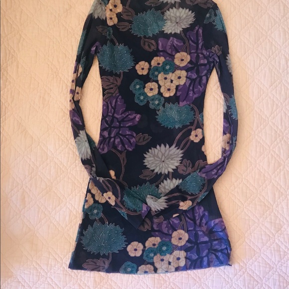 🛍Re Posh ….. Sweet Pea Anthro Stretchy Top - Picture 5 of 5